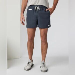 Vuori Banks Shorts 5”